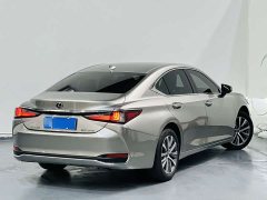 Lexus ES 200 Edition - фото 5