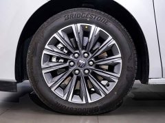 Buick GL8 Land Business First Edition - фото 12