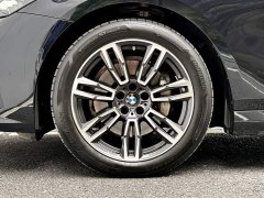 BMW 5 Series 530Li Leading M Sports Package - фото 12