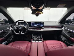 BMW 5 Series 530Li Leading M Sports Package - фото 15