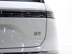NIO ES8 2026 Six-seater Executive Deluxe Edition - фото 11