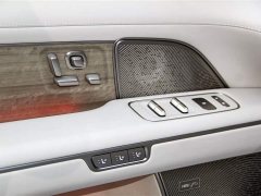 NIO ES8 2026 Six-seater Executive Deluxe Edition - фото 17