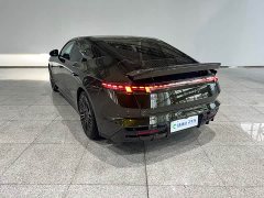 Lynk & Co 10 240 four-wheel drive Ultra sports version - фото 6