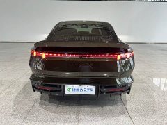 Lynk & Co 10 240 four-wheel drive Ultra sports version - фото 8