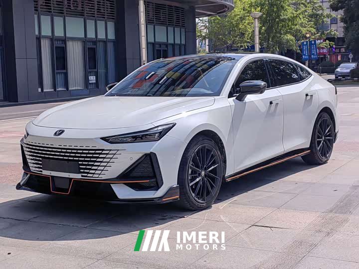 Changan UNI-V 1.5T Sport Edition - автомобиль из Китая