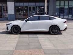 Changan UNI-V 1.5T Sport Edition - фото 4