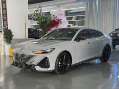 Changan UNI-V 1.5T Prestige Edition - фото 1