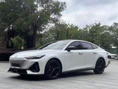 Changan UNI-V 1.5T Smart Pilot Edition - фото 1