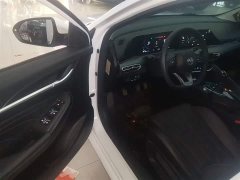 Changan Eado 2021 PLUS 1.6L GDI manual luxury - фото 16