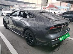 Changan UNI-V 1.5T premium - фото 5