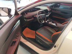 Changan UNI-V 1.5T premium - фото 16