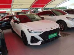Changan UNI-V 1.5T premium - фото 4