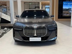 BMW 7 740Li Deluxe Version M - фото 13