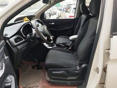 Baojun 730 1.5L manual fashion 7 seats - фото 15