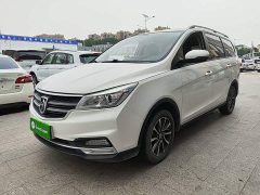 Baojun 730 1.5L manual fashion 7 seats - фото 2