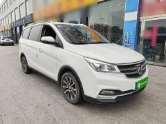 Baojun 730 1.5L manual fashion 7 seats - фото 4