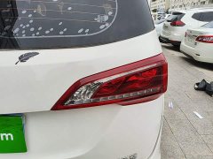 Baojun 730 1.5L manual fashion 7 seats - фото 8