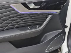 Hongqi HS5 2.0T Zhilian Qixiang four-wheel drive version - фото 16