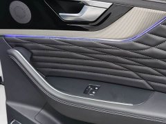 Hongqi HS5 2.0T Zhilian Qixiang four-wheel drive version - фото 6