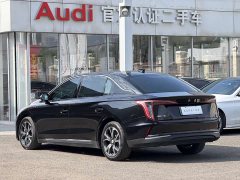 Hongqi E-QM5 2023 facelift basic travel version - фото 3