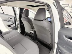 Toyota Corolla Dual Engine 1.8L E-CVT Elite Edition - фото 15