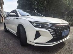 Changan Yixuan MAX 1.5T super cool fashion dad version - фото 4