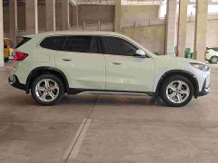 BMW X1 2023 sDrive20Li X Line - фото 4