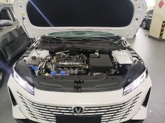 Changan Eado PHEV 2025 Smart New Blue Whale 145KM Battleship Edition - фото 16