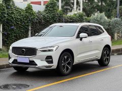 Volvo XC60 2026 B5 four-wheel drive Zhiyi Luxury Edition - фото 1