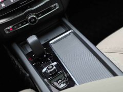 Volvo XC60 2026 B5 four-wheel drive Zhiyi Luxury Edition - фото 14