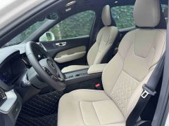 Volvo XC60 2026 B5 four-wheel drive Zhiyi Luxury Edition - фото 17