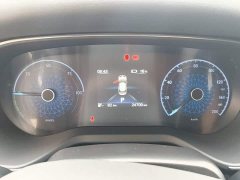 Hongqi E-QM5 Facelift Basic Travel Edition - фото 12
