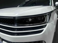 Nissan Tavendor 380TSI 4Motion R-Line Exclusive Edition - фото 13