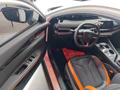 Changan UNI-V 1.5T high-energy version - фото 12