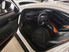 Changan UNI-V 1.5T premium - фото 12