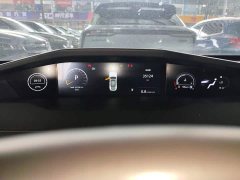Changan UNI-V 1.5T premium - фото 8