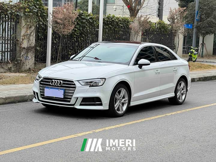 Audi A3 2020 Limousine 35 TFSI Enterprising National VI - автомобиль из Китая
