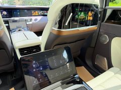 Hongqi E-HS9 660km flag collar version four seats - фото 8