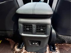 Lynk & Co Wilanda Dual Engine 2.5L E-CVT Four-wheel Drive Premium Edition - фото 18