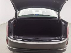 Hongqi E-QM5 facelift basic travel version - фото 16