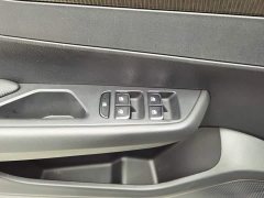 Hongqi E-QM5 facelift basic travel version - фото 9