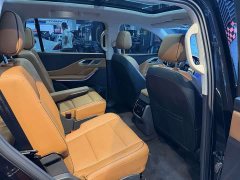Hongqi HS7 PHEV 2.0T PHEV four-wheel drive 2 million units commemorative edition 6 seats - фото 15