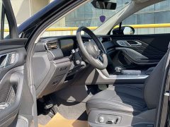 Hongqi HS7 PHEV 2.0T PHEV four-wheel drive Qichang version 6 seats - фото 8