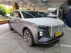 Hongqi E-HS9 660km flag collar version four seats - фото 6
