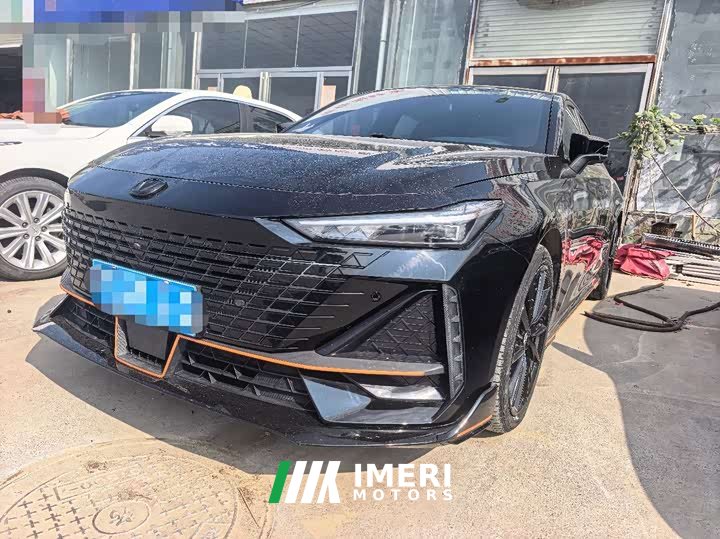 Changan UNI-V 1.5T Sport Edition - автомобиль из Китая