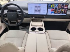 Li Auto Ideal MEGA Home Family Special Edition - фото 11