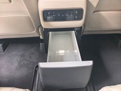 Li Auto Ideal MEGA Home Family Special Edition - фото 13
