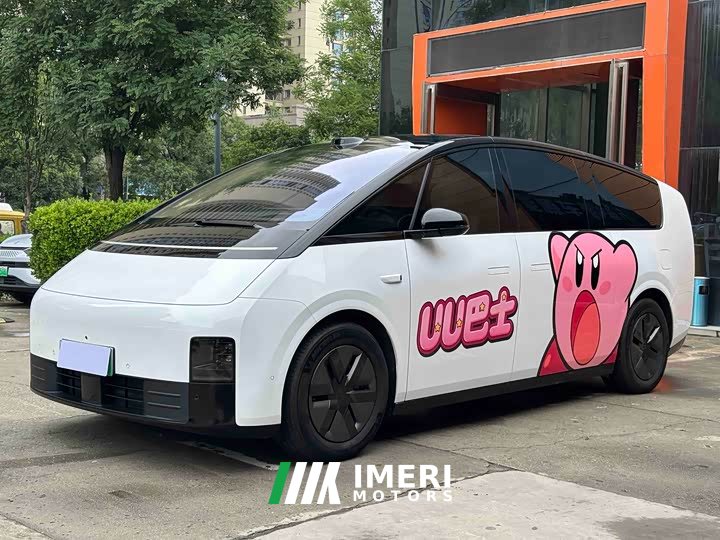 Li Auto Ideal MEGA Home Family Special Edition - автомобиль из Китая