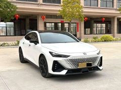 Changan UNI-V 1.5T ZunGui Edition - фото 3