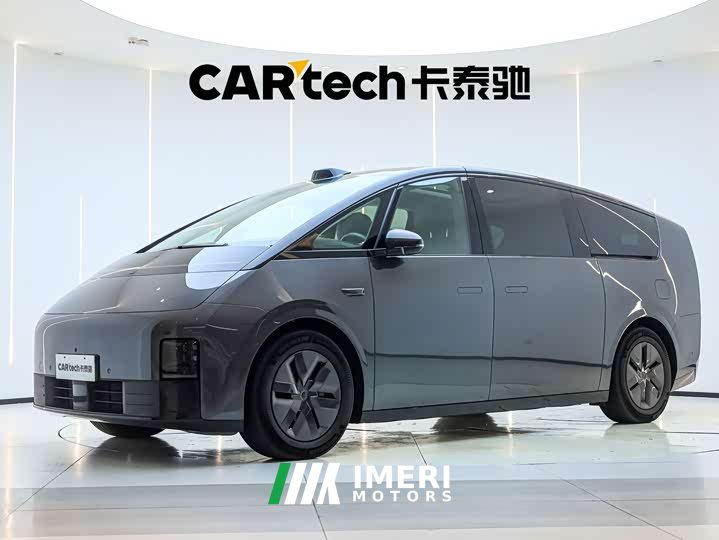Li Auto Ideal MEGA Ultra